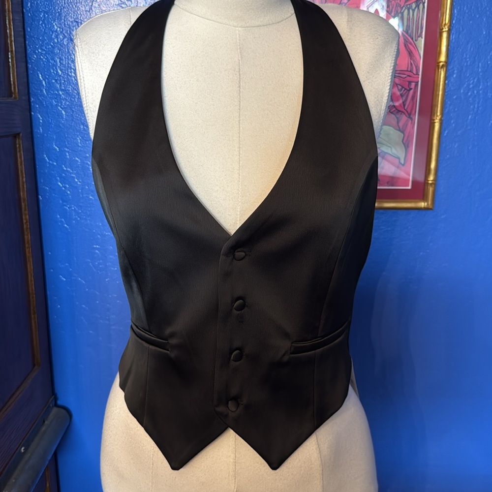 Long stretch satin skirt and vest suit set